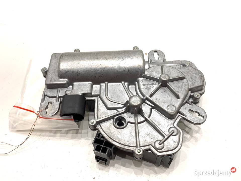 DOCIĄG KLAPY TYŁ AUDI Q3 II 5TA827887C 15 150 osobowe