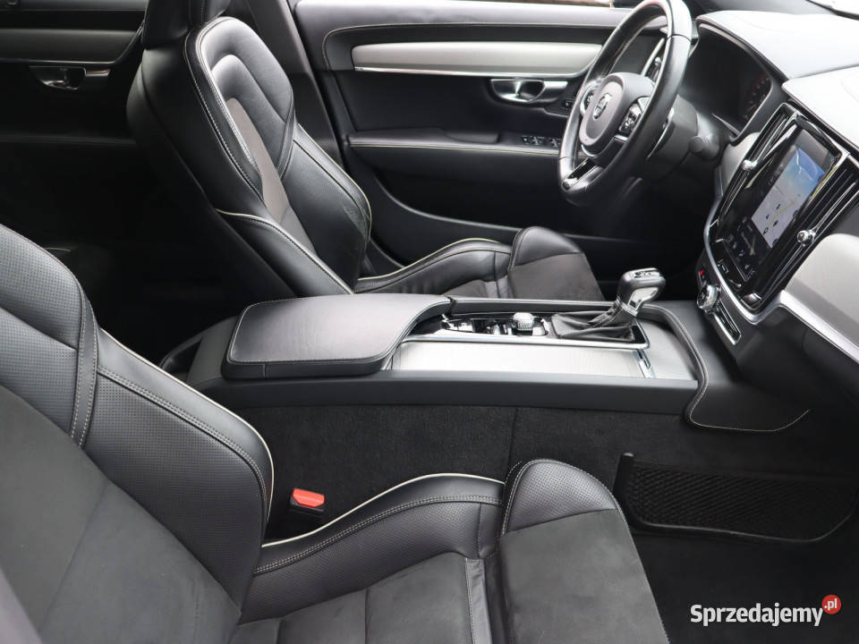 Volvo S90 D5 AWD nawigacja