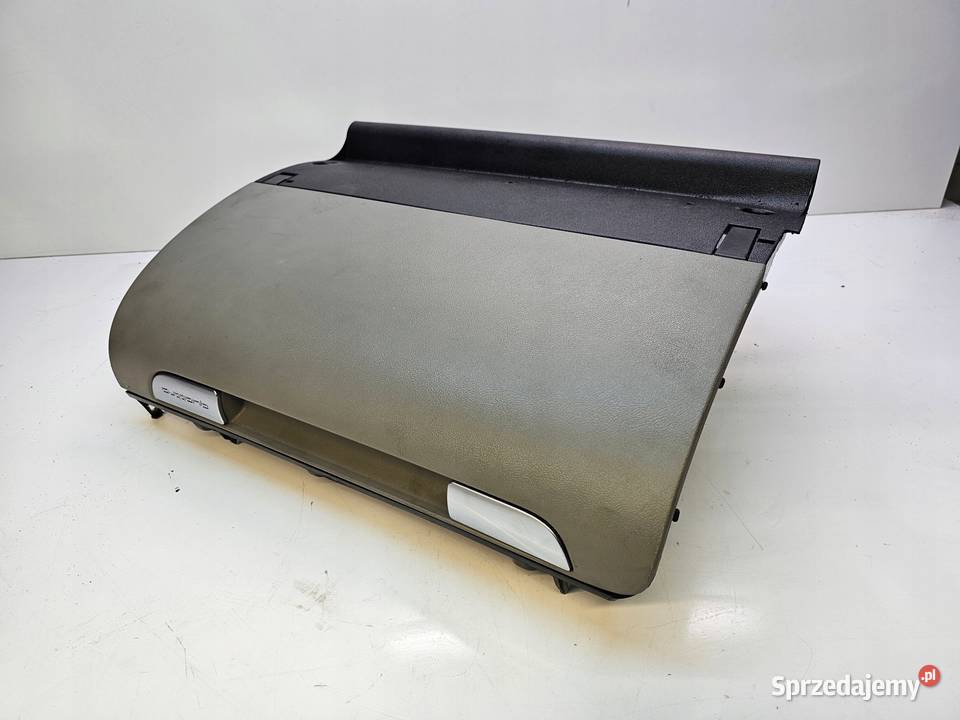 SCHOWEK PASAŻERA AUDI A3 8P LIFT 8P1857035G osobowe Przystajń sprzedam