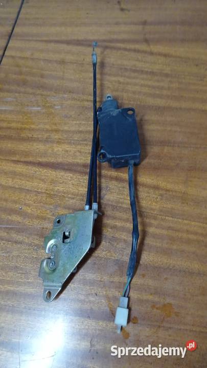 Siłownik zamek siedzenia Skuter SYM 250 Łubno