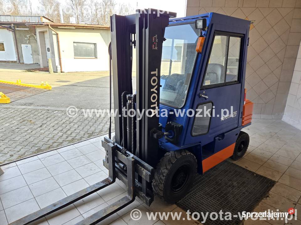 Wózek widłowy TOYOTA 5FG25 TOYOTA 5FGF25 widlak