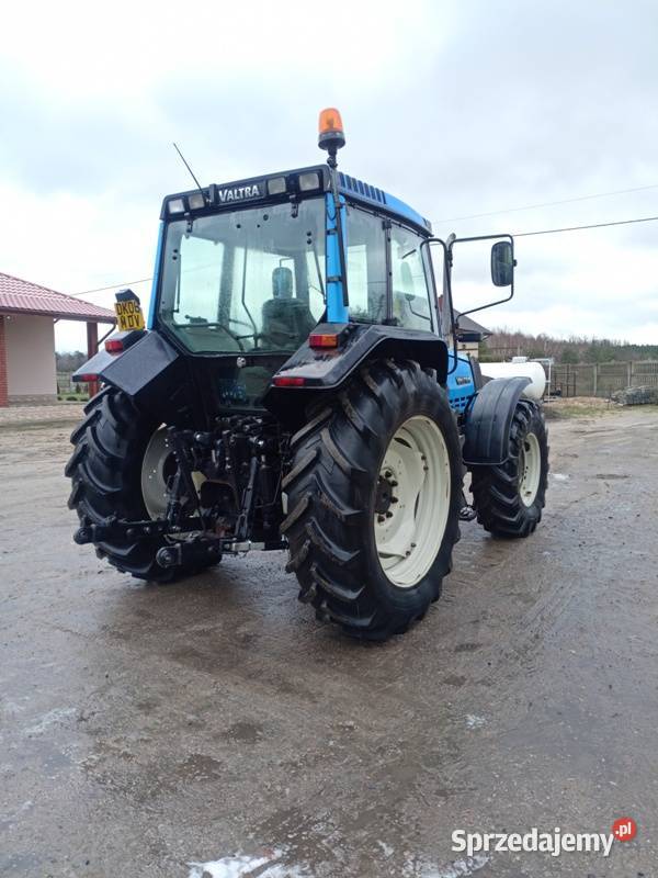 Ciągnik rolniczy Valtra 6300 wielkopolskie Turek