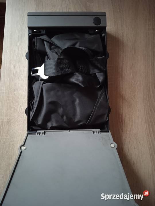 Schowekworek na narty bmw e60 Schowki, półki Hajnówka