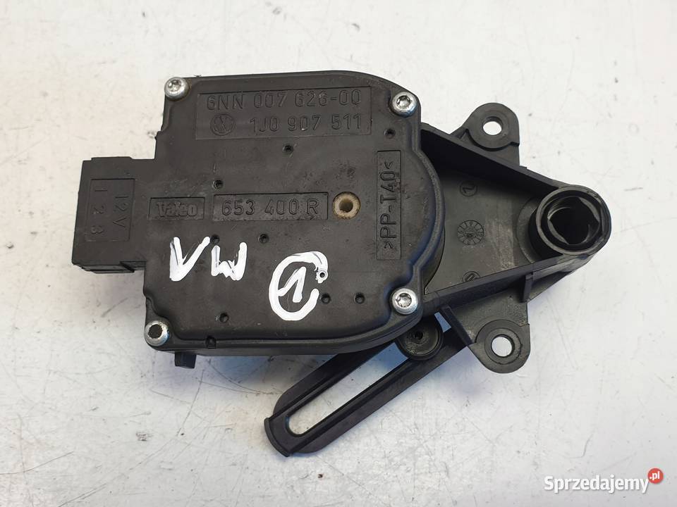 Vw Passat B5 SILNICZEK NAGRZEWNICY 1J0907511 Pozostałe lubelskie Rudka
