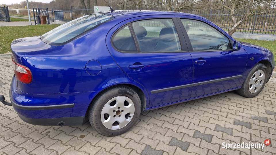 Seat toledo II 16 mpi 102 z lpg alu klima hak niebieski Piotrkowiczki