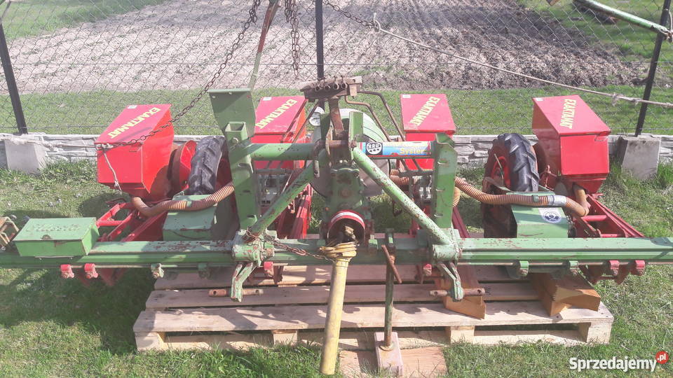Siewnik do kukurydzy hassia Sadzenie/siewniki Luszowice