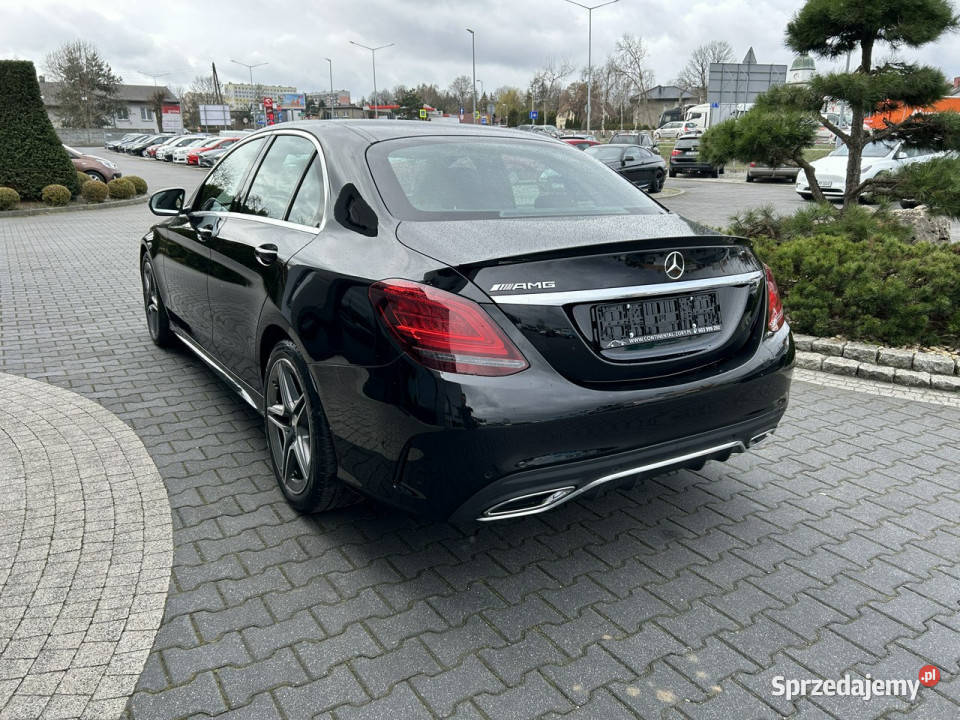 Mercedes C 180 Lift pakiet AMG alcantara vitrual Mercedes-Benz
