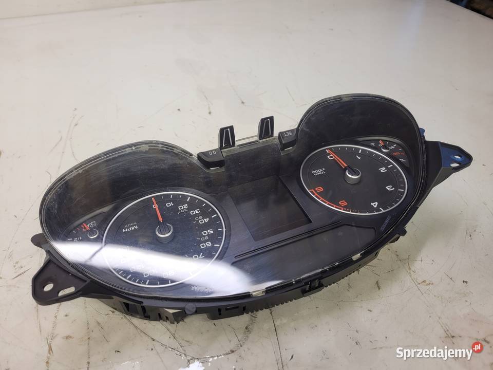 LICZNIK ZEGARY AUDI A4 B8 LIFT 20 TDI 8K0920982B Przystajń