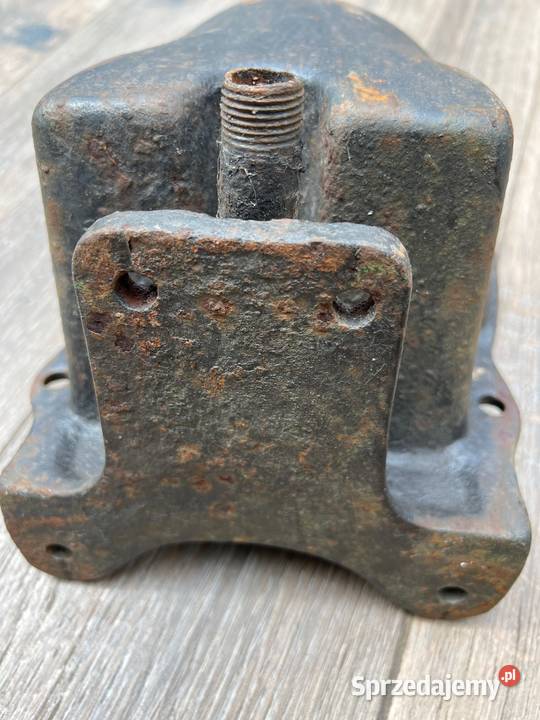 Stare sygnowane żeliwne poidło zwierząt dolnośląskie Bystrzyca Kłodzka