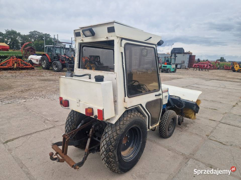 Mitsubishi MT180 HD 4X4 traktorek ogrodniczy Osiek Mały