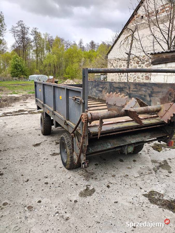 Rozrzutnik obornika Łoje-Awissa