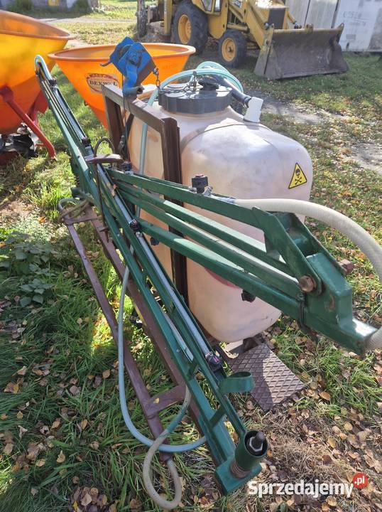 Opryskiwacz 300 litrów 10 metrów NOWA POMPA Bucze