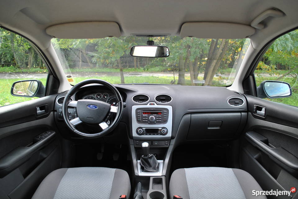 Ford Focus Mk2 16 benzyna Bezwypadkowy Super Łódź