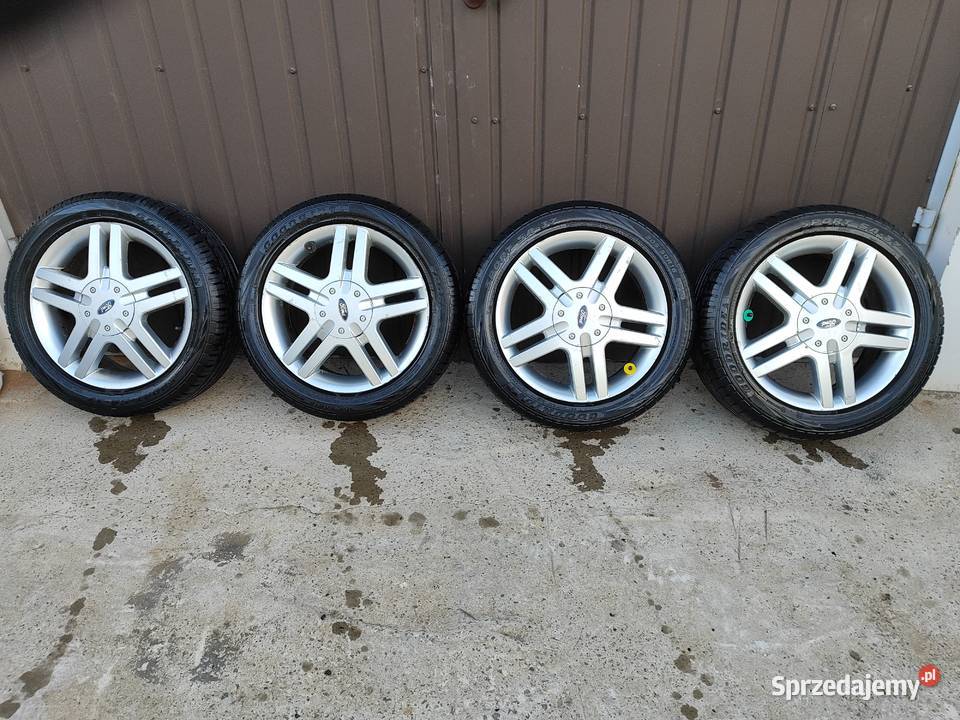 Koła 16Felgi aluminiowe z oponami 2055516 Ford Mniów
