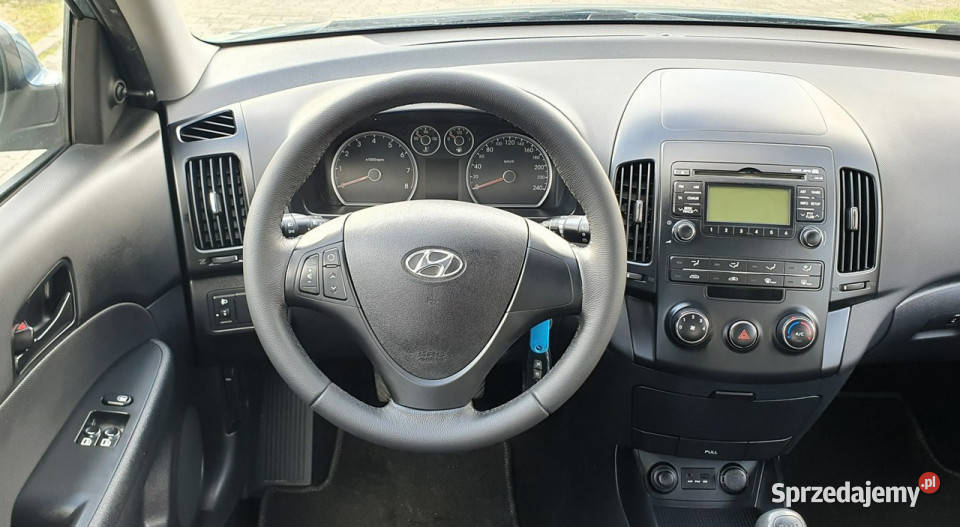 Hyundai i30 zadbane auto Piękny turkusowy manualna Przyszowice sprzedam