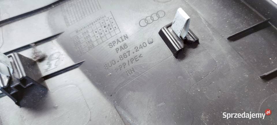 OSŁONA POSZYCIA SŁUPKA B PRAWA AUDI Q3 8U osobowe Tapicerki samochodowe Przystajń