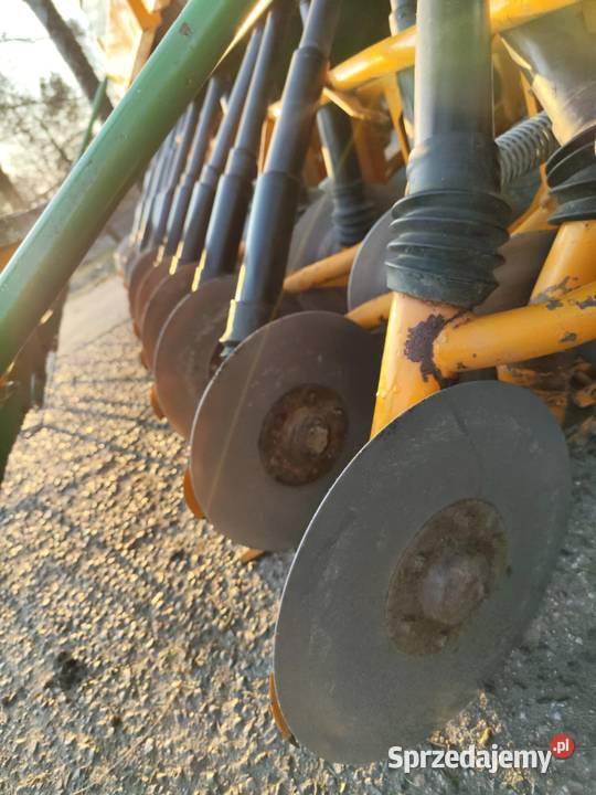 Siewnik Talerzowy Amazone D8 3m 2003r