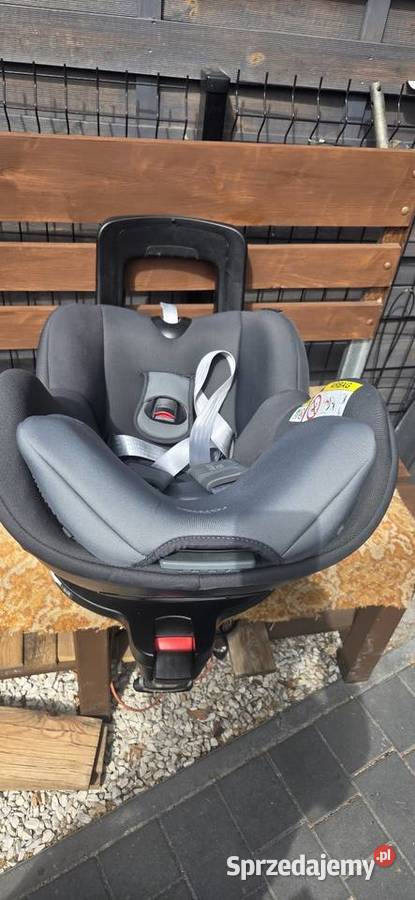 Śliczny czysty fotelik samochodowy Britax rmer Wola Mrokowska sprzedam