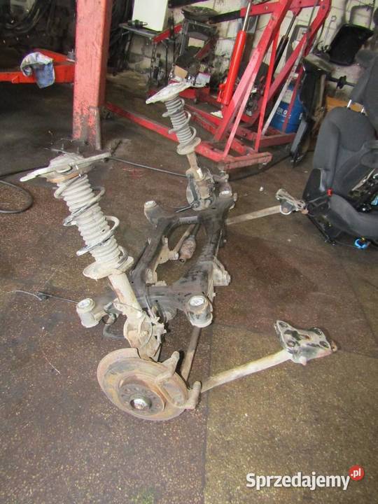 OŚ TYLNA ZAWIESZNIE SANKI TYLNE BELKA 4X4 20 osobowe