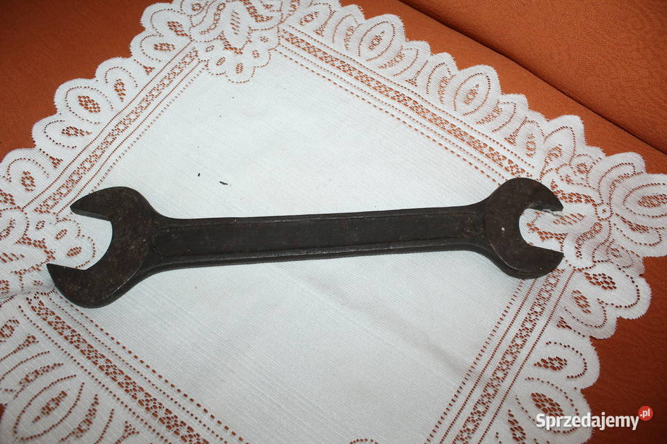 Klucz płaski dwustronny 30 x 36 mm czasy PRL śląskie Chorzów