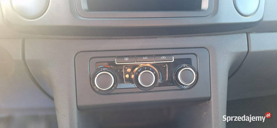 Volkswagen Amarok mały przebieg 4x4 vebasto Amarok Lębork sprzedam