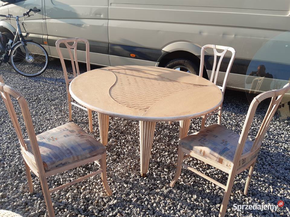 różne fotele rattanowe