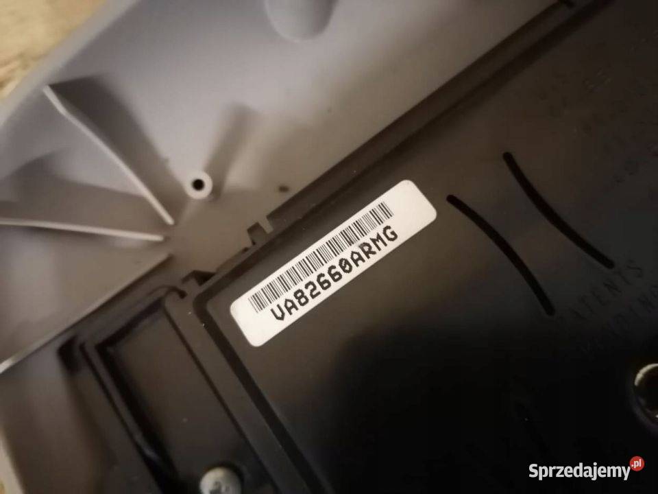 Oświetlenie Lampka Kabiny Chrysler 300M osobowe Pleszew sprzedam