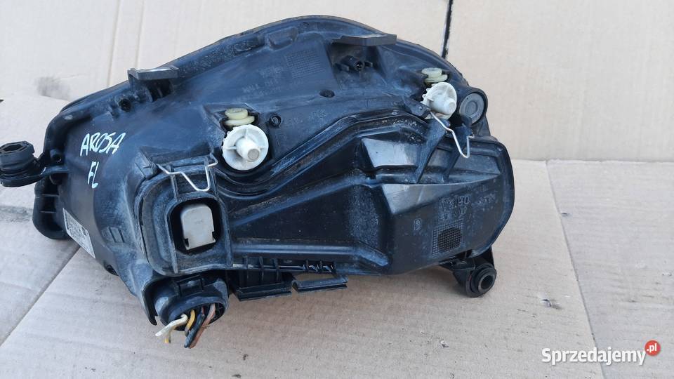 lampa przód przednia seat arosa lift FL oryginał osobowe Dębno sprzedam