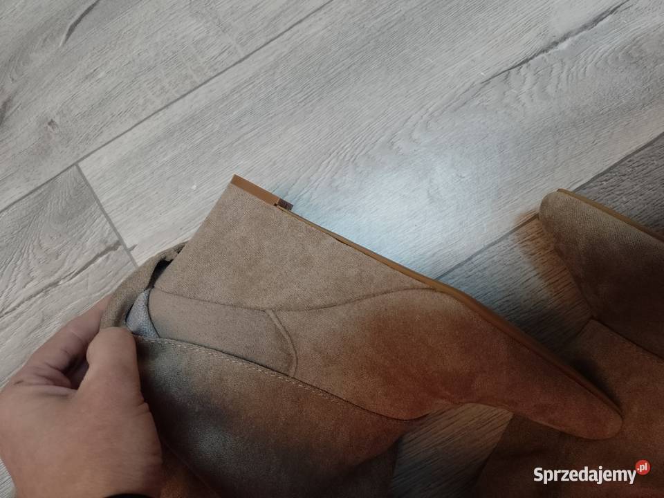 40 Beżowe wygodne kozaki kowbojki na koturnie Kraków