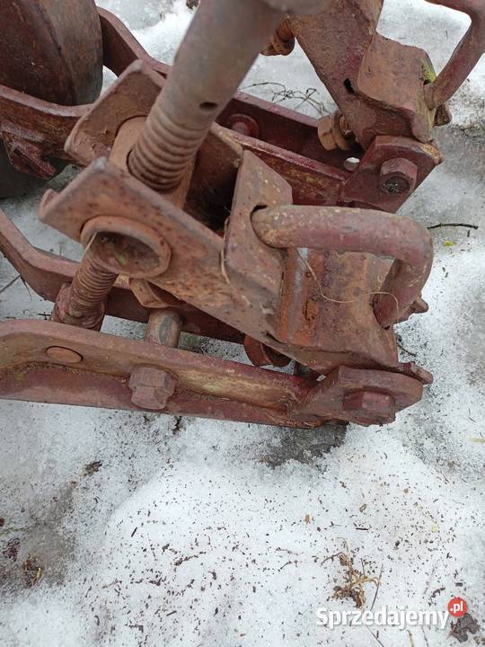 Części do kultywatora kółka obejmy Trojanów