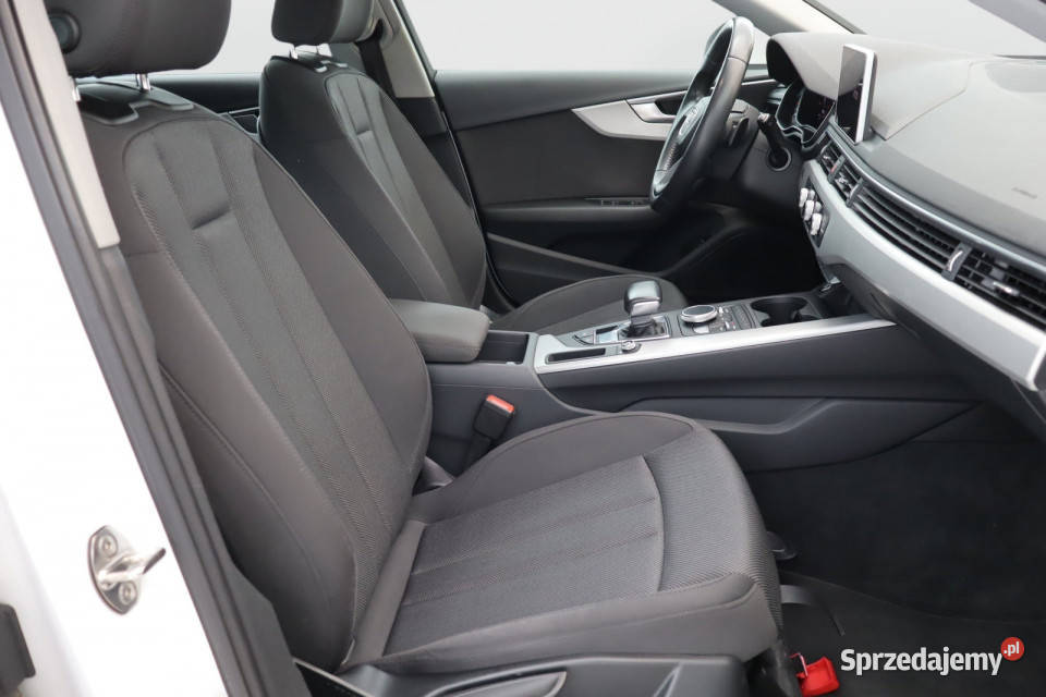 Audi A4 35 TFSI wielofunkcyjna kierownica Bielany Wrocławskie sprzedam