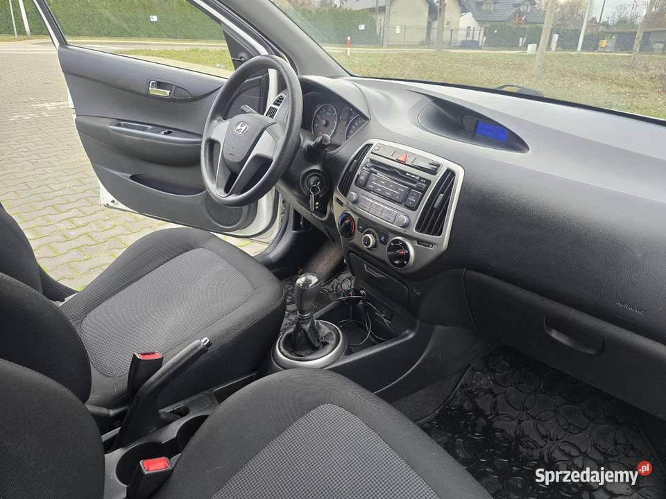 Hyundai i20 rej 102014 11 CRDI klimatyzacja