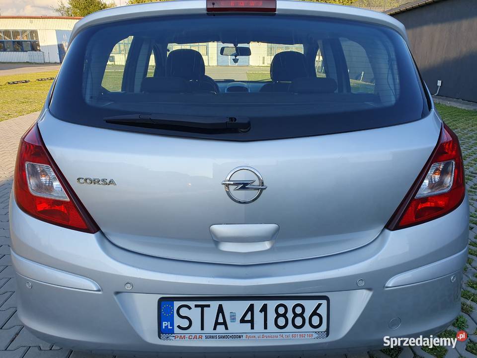 OPEL CORSA 12 16V ESSENTIA 2011 139 Krajowy 139020km Katowice