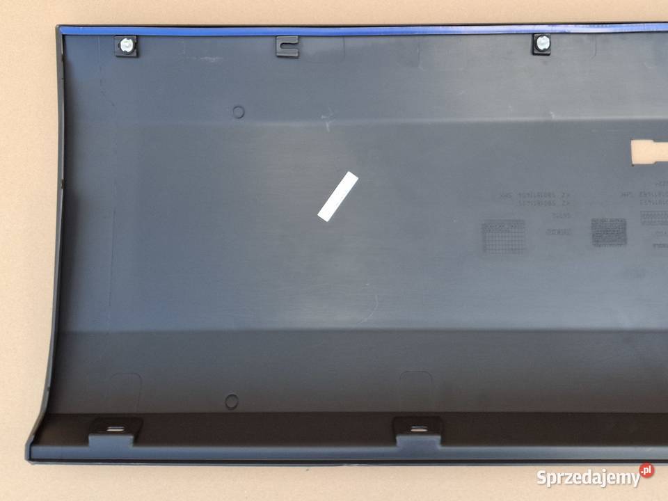 IVECO DAILY 14 LISTWA NAKŁADKA BOCZNA LEWA NOWA Bieleń