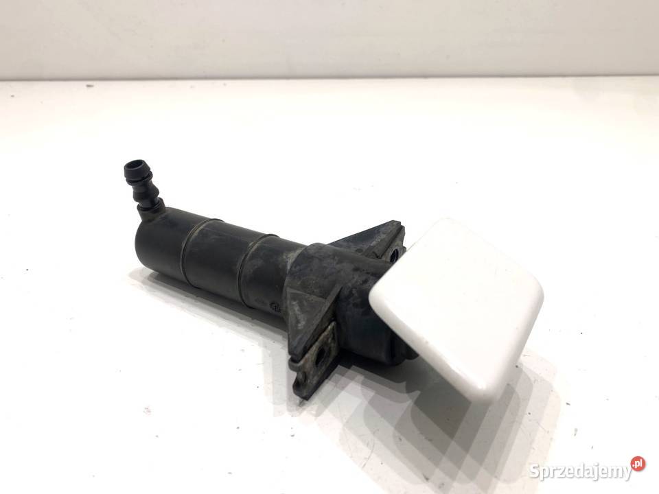 SPRYSKIWACZ REFLEKTORA PRAWY PRZÓD HYUNDAI i40