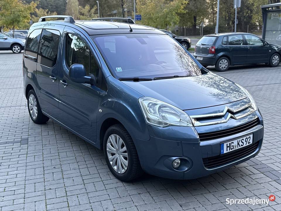 Citroen Berlingo 16i 120 MultispaceBogata z Rok produkcji 2011 Berlingo