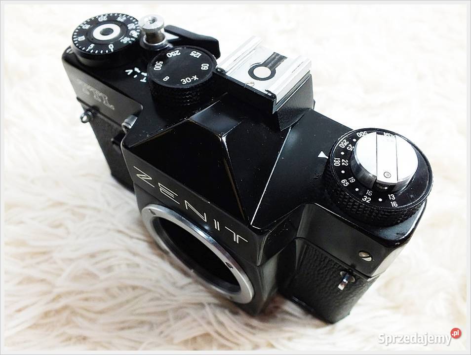 Zenit TTL Body korpus aparatu z lat 70 Sprawny Żary