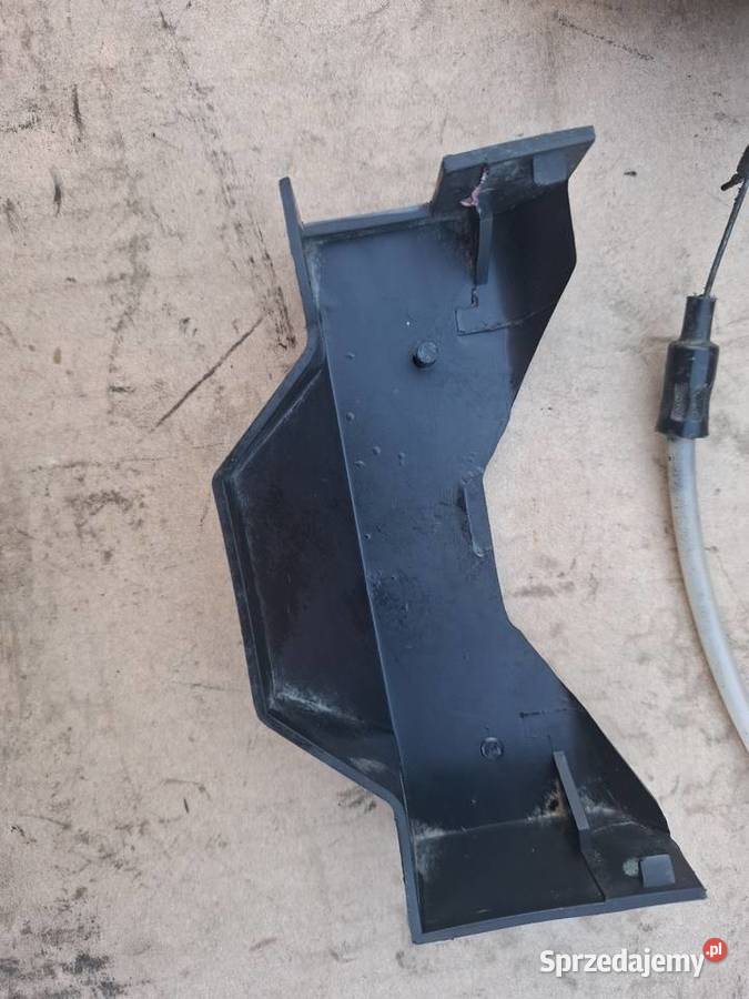 Dźwignia zamek pokrywy bagażnika maski Fiat 126p Strzelce Opolskie