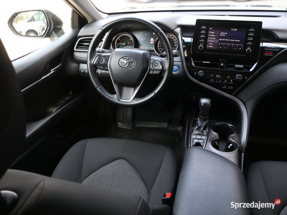 Toyota Camry 25 Hybrid światła przeciwmgielne śląskie