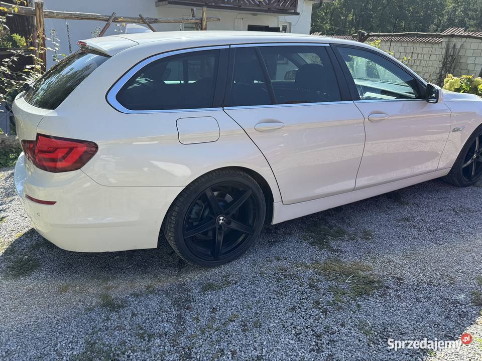 Bmw f11 20d manual