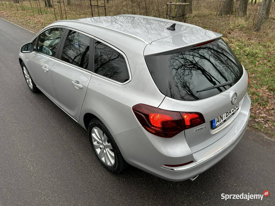 Opel Astra Sport Tourer 20 CDTI 165 2013r Xenon kujawsko-pomorskie Józefkowo