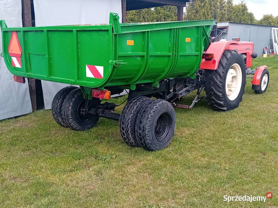 Traktor C 360 plus przyczepa