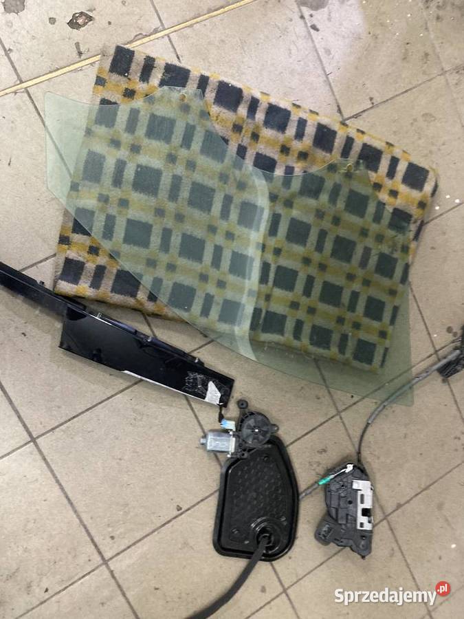 Szyba Boczne Drzwi Lewe Przednie do Audi q3 83a śląskie Chorzów