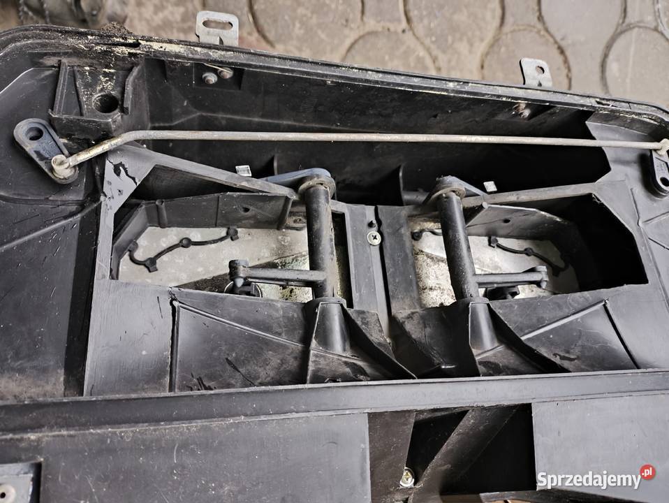 Mercedes 190 W201 nagrzewnica kompletna obudowa osobowe