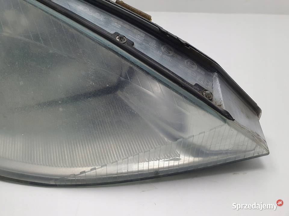 LAMPA PRAWA Ford Focus Mk1 9801r PRZEDNIA prawy osobowe Lampy przednie Chełm