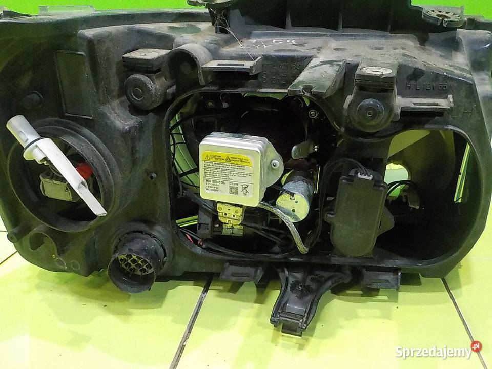 LAND ROVER FREELANDER II 06r 5D XENON lampa lewa Suków