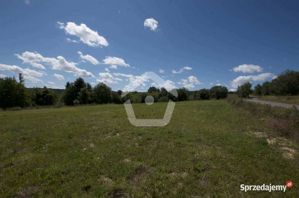 Widokowa działka na sprzedaż Straszydle asfalt