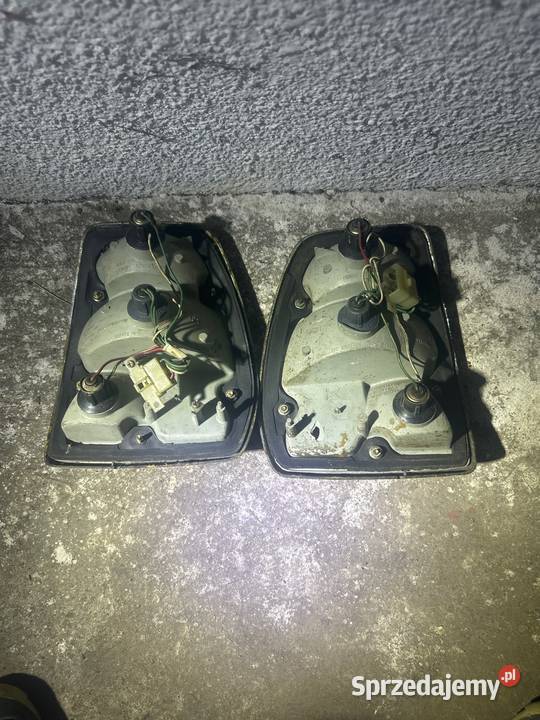 Tylne lampy klosze do pierwszej generacji Hondy osobowe Gliwice