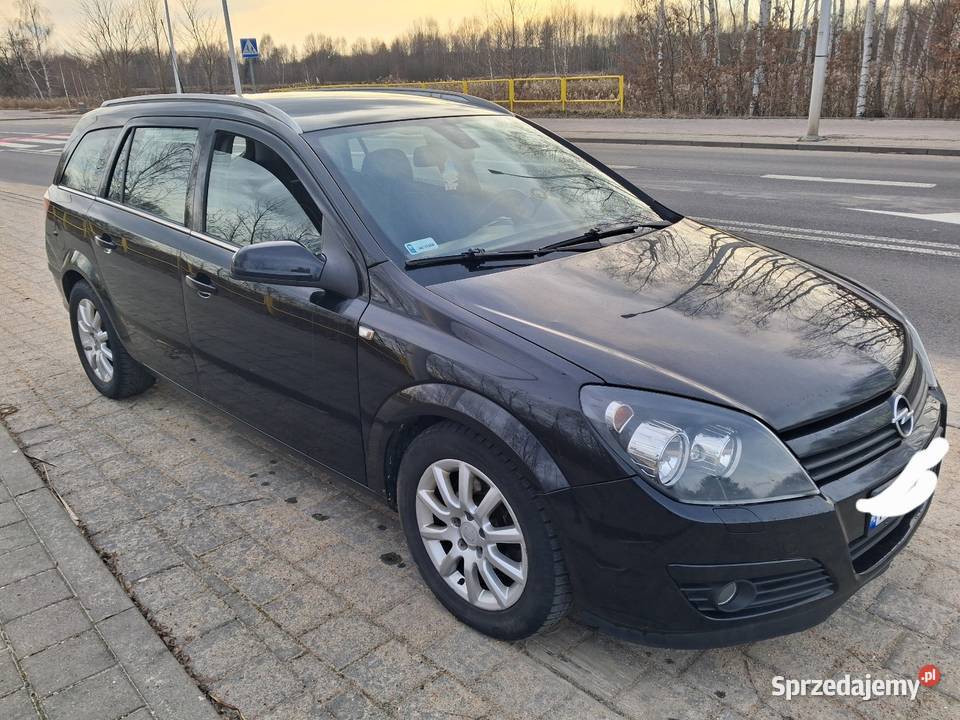 Opel Astra H 20T wielofunkcyjna kierownica Samochody osobowe Kobyłka