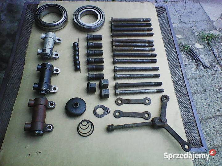 URSUS C 385 912 914 Śruby zwolnicy Szpilki Rogoźnik